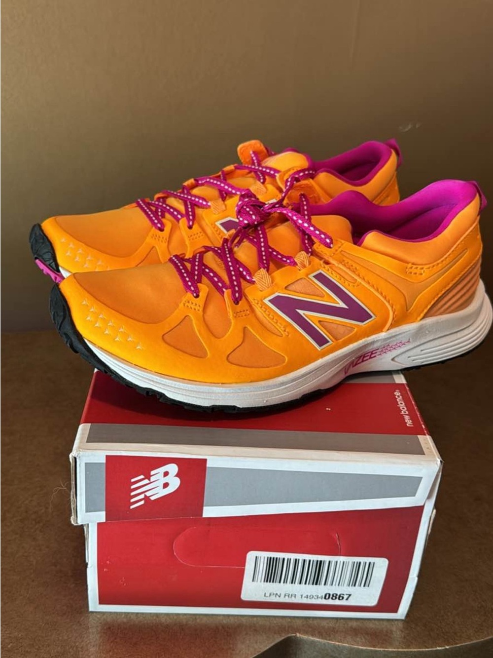 NWT! New Balance size 9